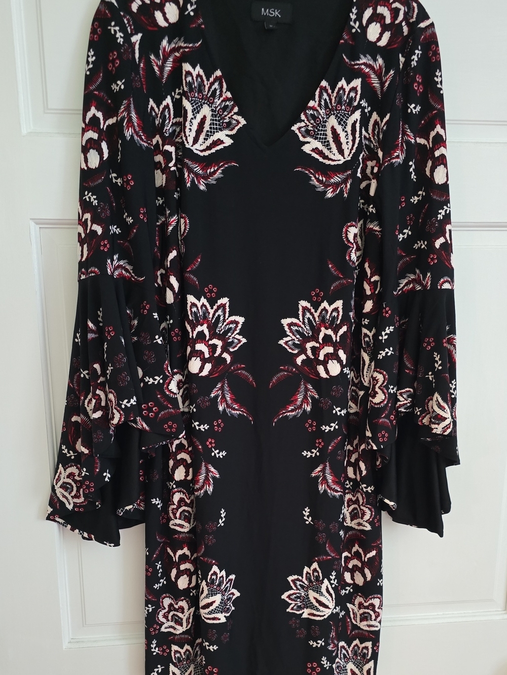 MSK Black Floral V-Neck Long Sleeve Dress with Bell Sleeves